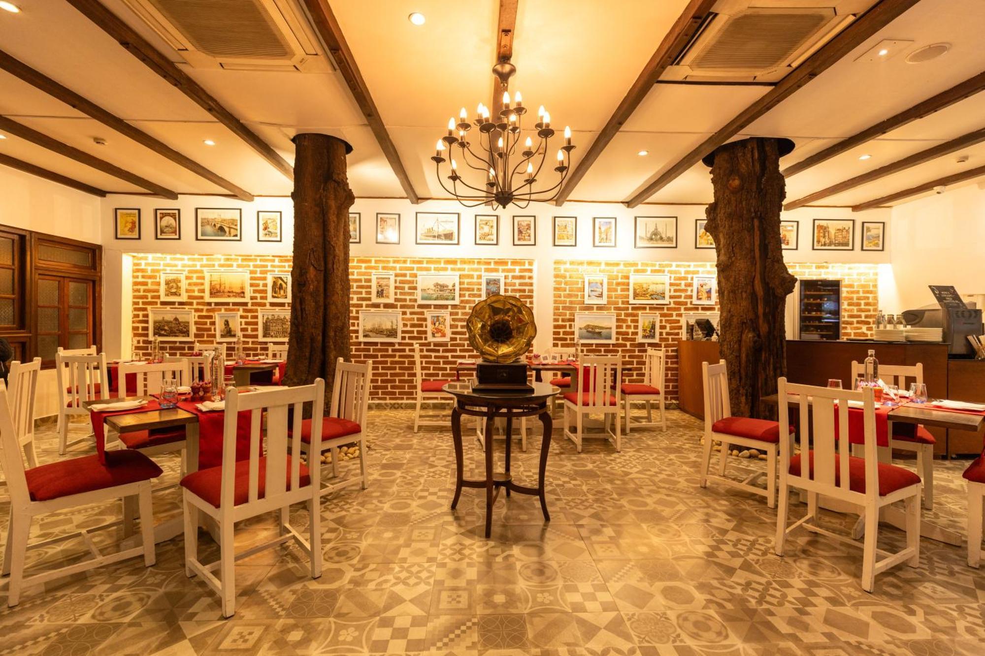 Saraca Hotel Lucknow Eksteriør billede