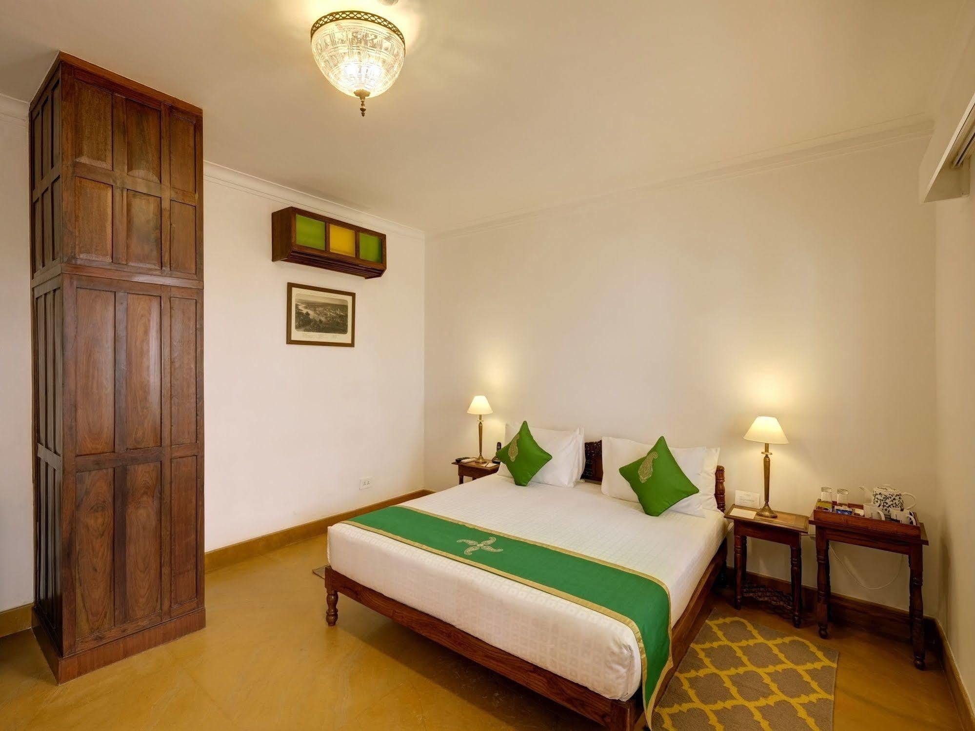 Saraca Hotel Lucknow Eksteriør billede